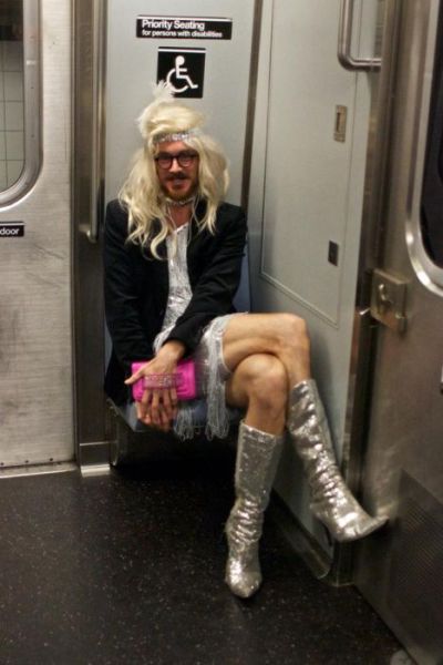 Les gens bizarres du métro