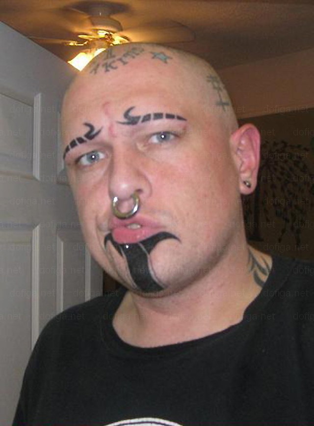 DEs sourcils très laids - 18