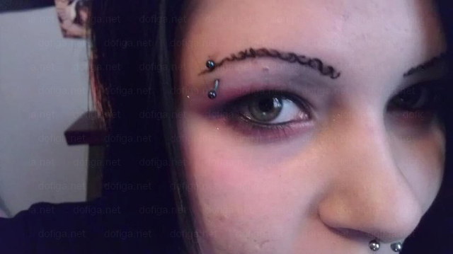 DEs sourcils très laids - 20