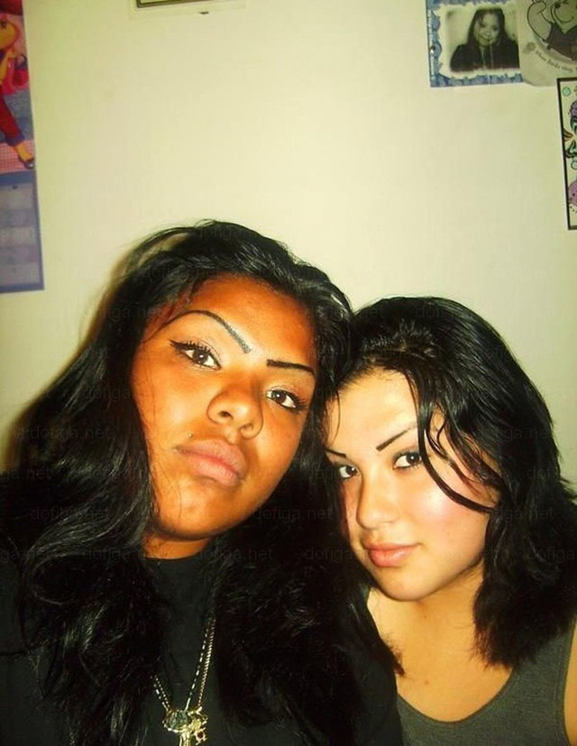 DEs sourcils très laids - 24