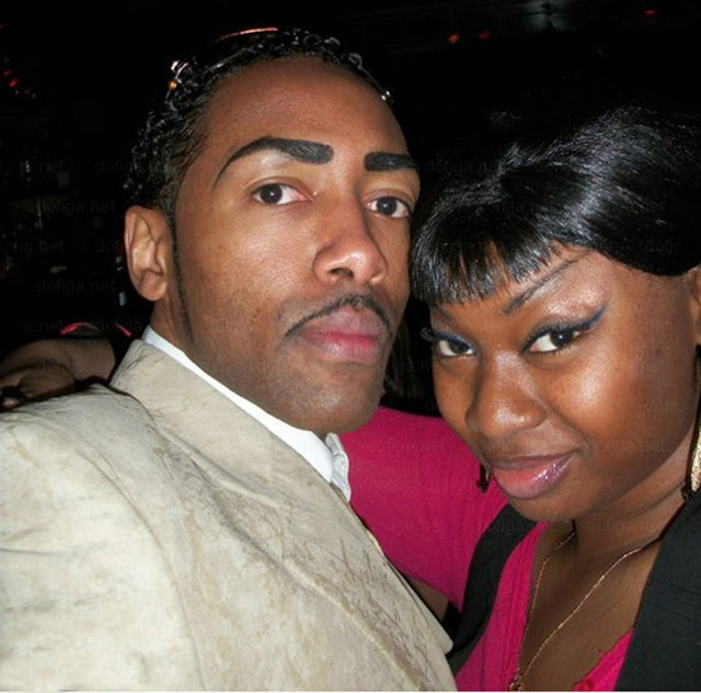 DEs sourcils très laids - 25