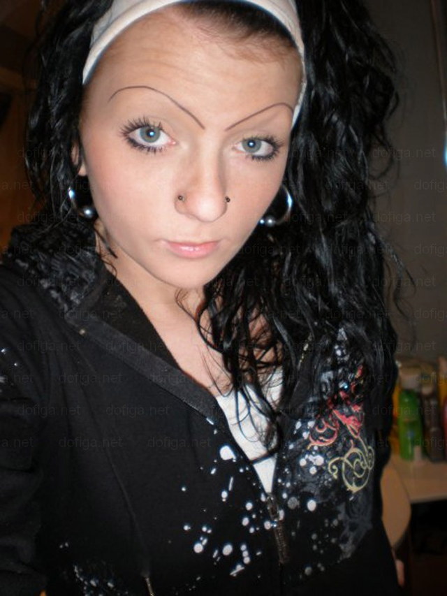 DEs sourcils très laids - 28