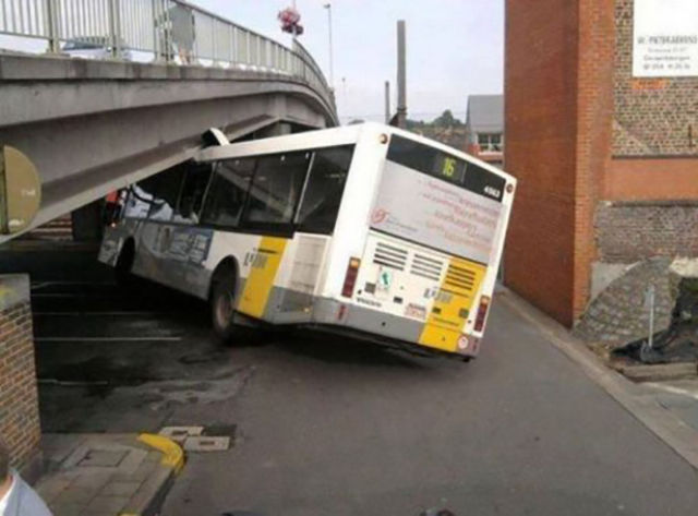 Accidents de voiture impressionnants - 19