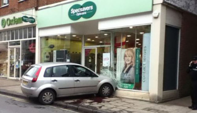 Accidents de voiture impressionnants - 23