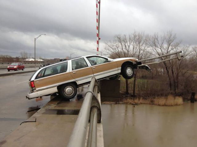 Accidents de voiture impressionnants - 26