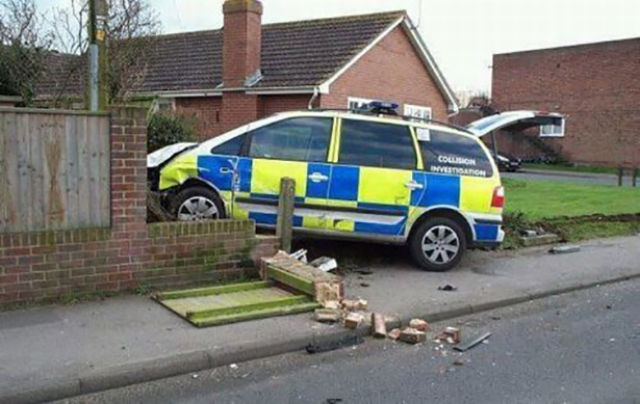 Accidents de voiture impressionnants - 4