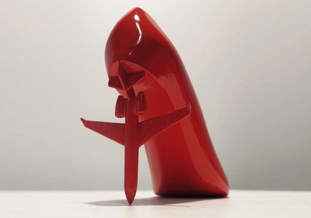 Des chaussures qui représentent ses ex-copines - 1