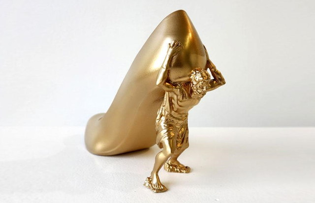 Des chaussures qui représentent ses ex-copines - 7