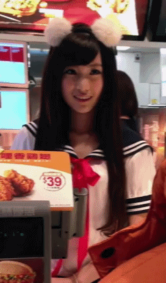 Des serveuses trs jolies - 1