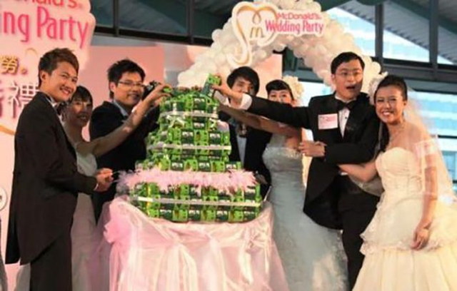 Se marier au McDonald's - 17