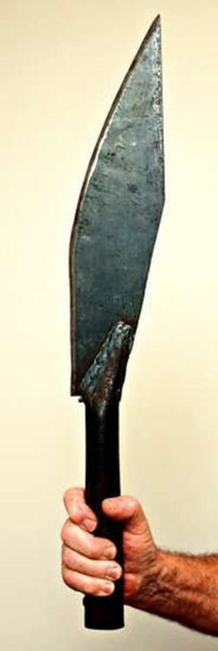 outils prison (Une vritable machette)