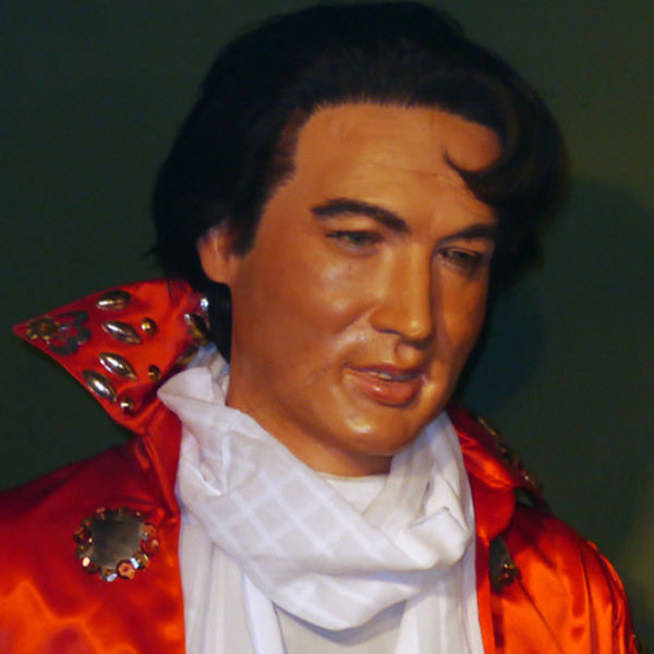 Les pires poupées de cire (Elvis)