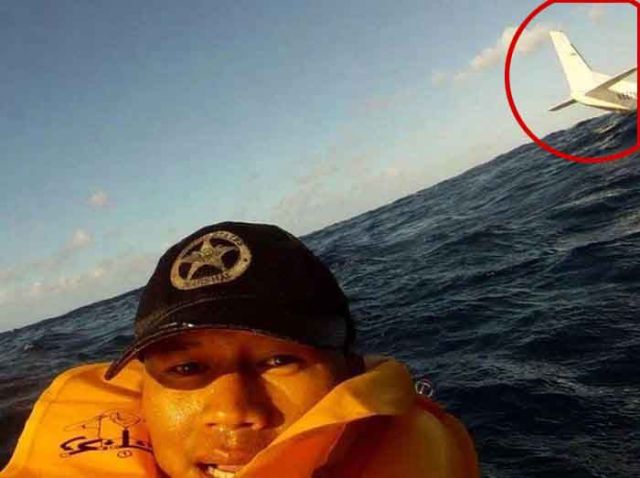 Selfie d'un rescap d'un accident d'avion - 1