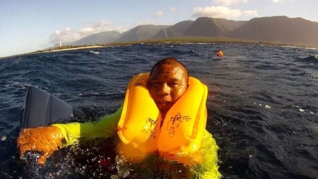 Selfie d'un rescap d'un accident d'avion - 2