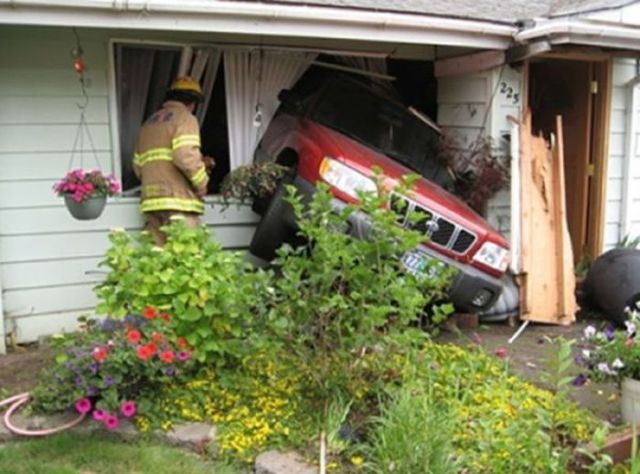 DEs voitures mal gares - 1