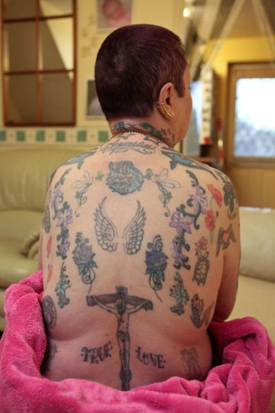 Une grand mère tatouée - 9