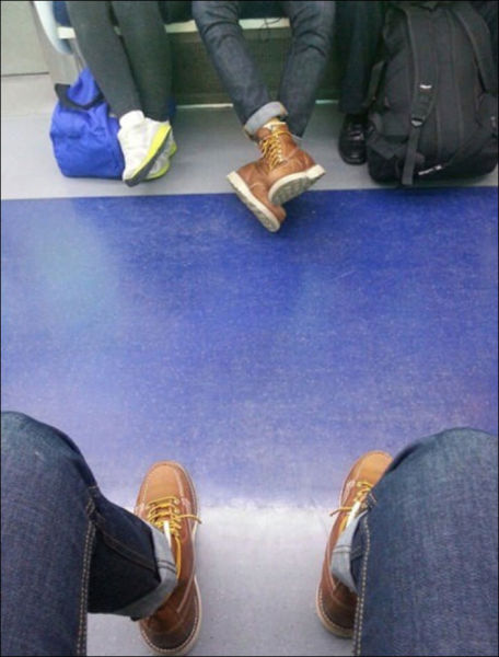 Des clones en ville - 12