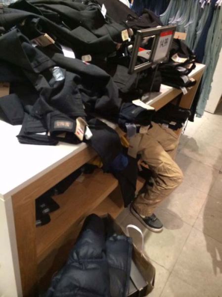 Des gamins qui dtestent le shopping - 1