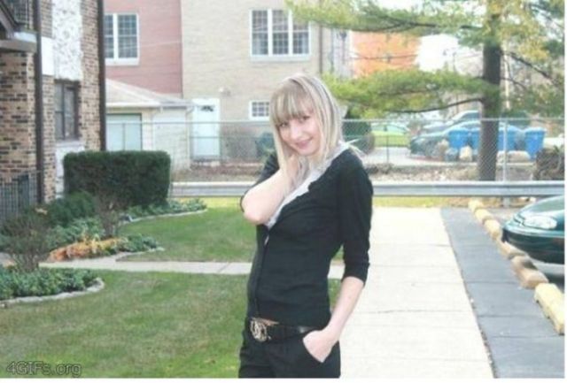 photos-interdites-facebook (C'est son coude ... Pas du tout sa poitrine !)