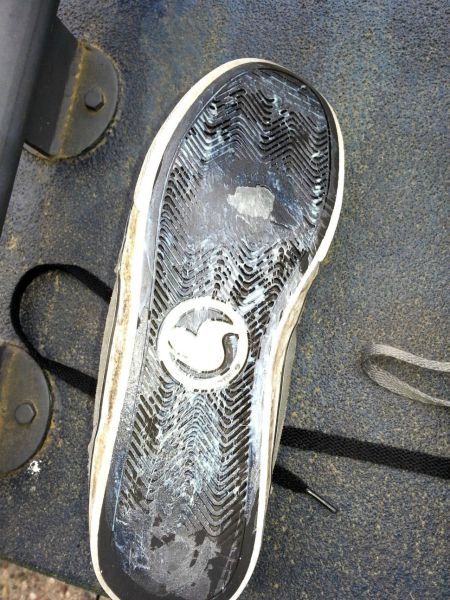 Reparer des chaussures troues - 1