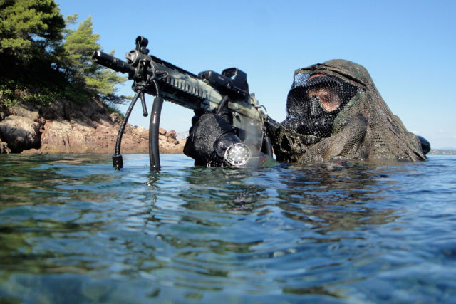 forces-speciales-monde (Commando Marine Franaises)