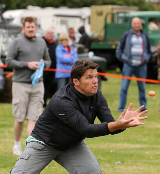 Concours de lancer d'oeufs - 17