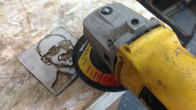 Faire des délicieuses tartines grillées avec sa tête Faire des délicieuses tartines grillées avec sa tête