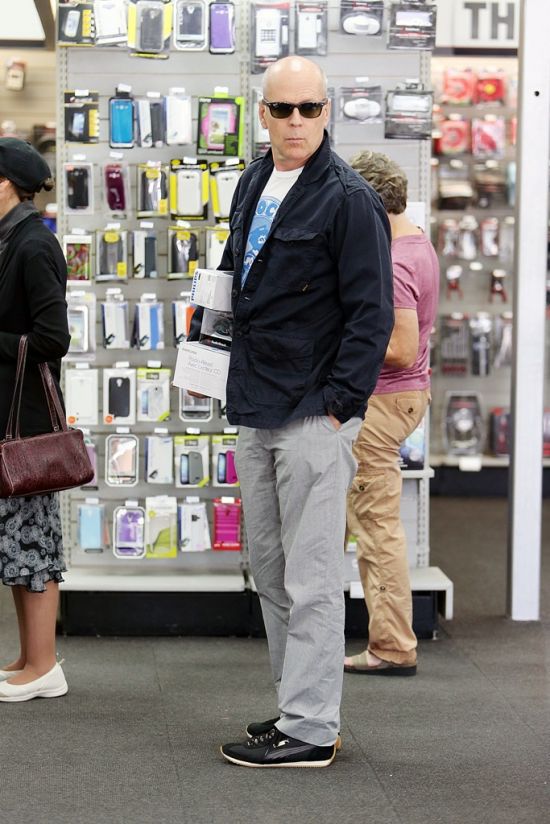Bruce Willis qui fait du shopping - 4