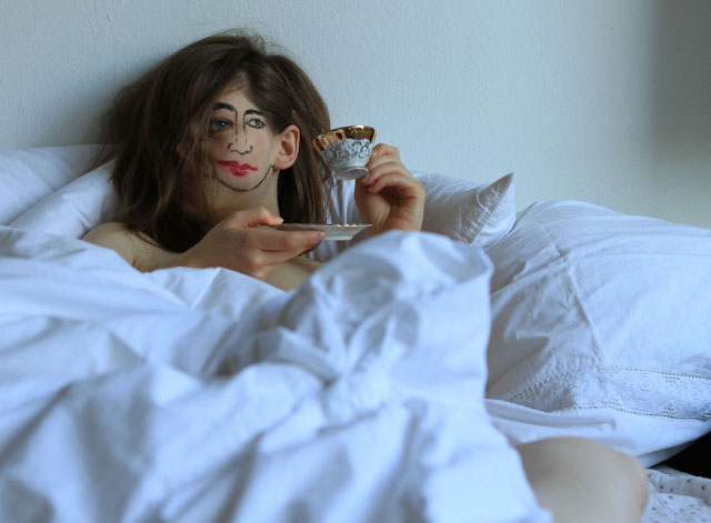 Série Doubleface, la fille aux deux visages Sebastian Bieniekpar  - 3