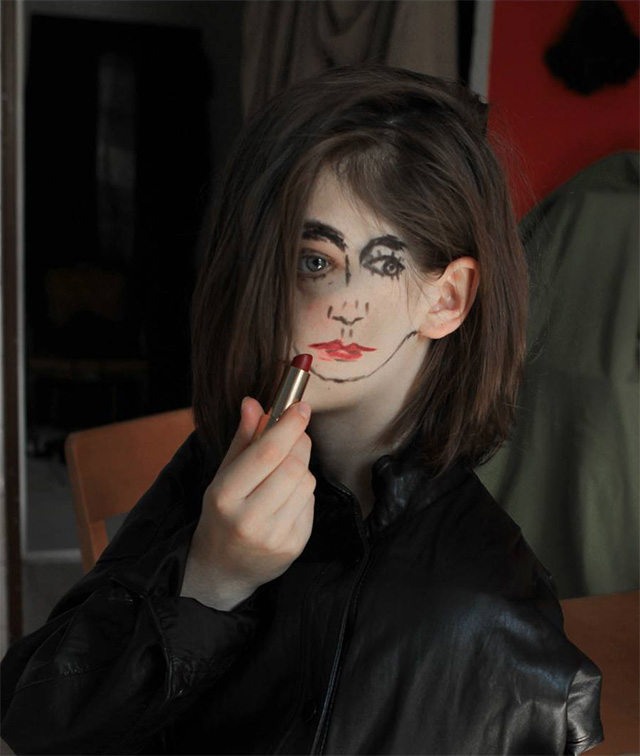 Série Doubleface, la fille aux deux visages Sebastian Bieniekpar  - 4