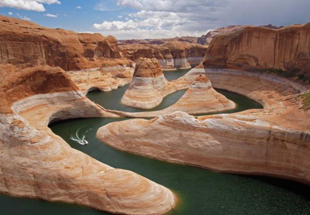 Endroits du globe qui font rêver (Lake Powell, Utah)