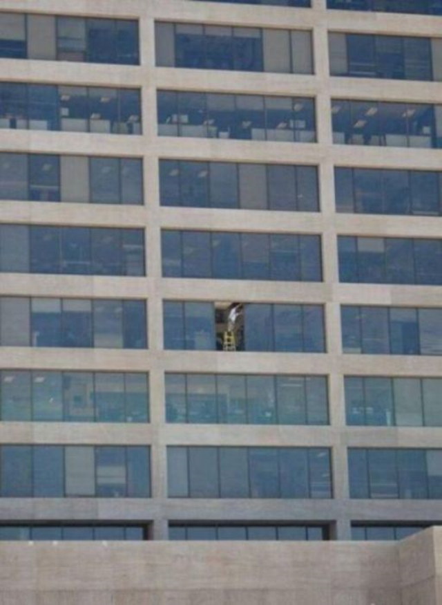 Des emplois pas drles du tout - 13