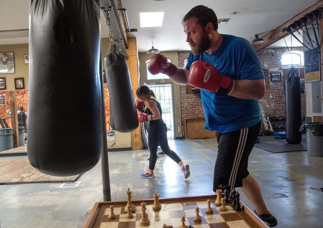 Le Chessboxin, mlange de boxe anglaise et jeu d'checs - 10
