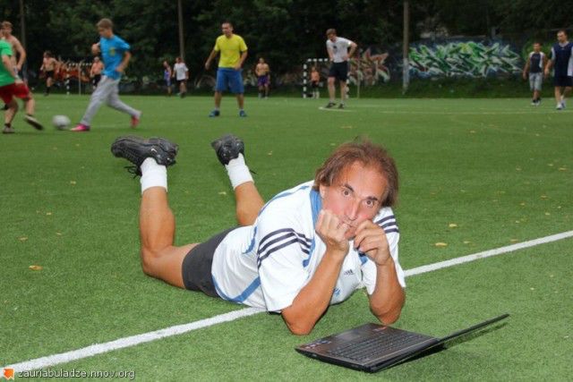 Entraneur de sport pervers - 3